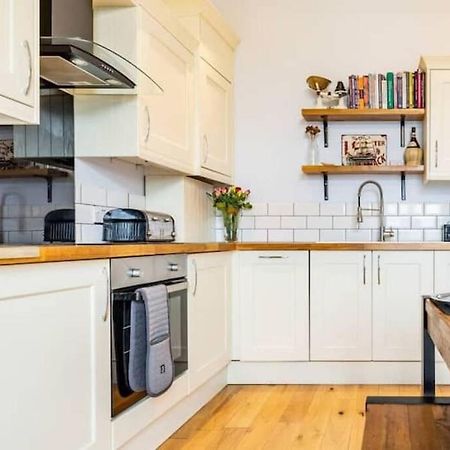 Number 7 Torquay Stunning Sea Views Apartment Екстериор снимка