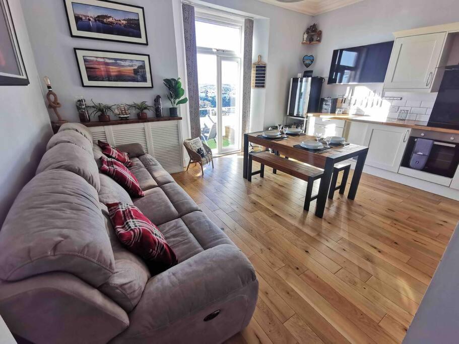 Number 7 Torquay Stunning Sea Views Apartment Екстериор снимка